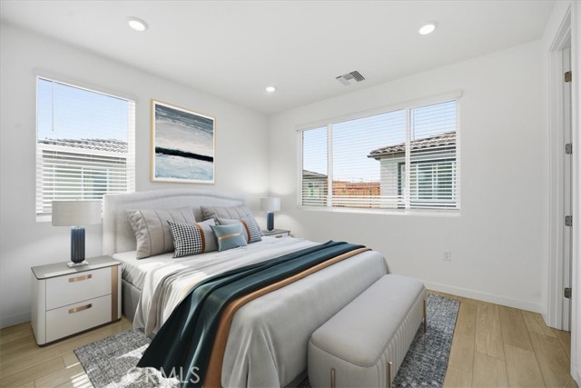 Detail Gallery Image 13 of 37 For 9318 via Azul, Pico Rivera,  CA 90660 - 4 Beds | 3/1 Baths