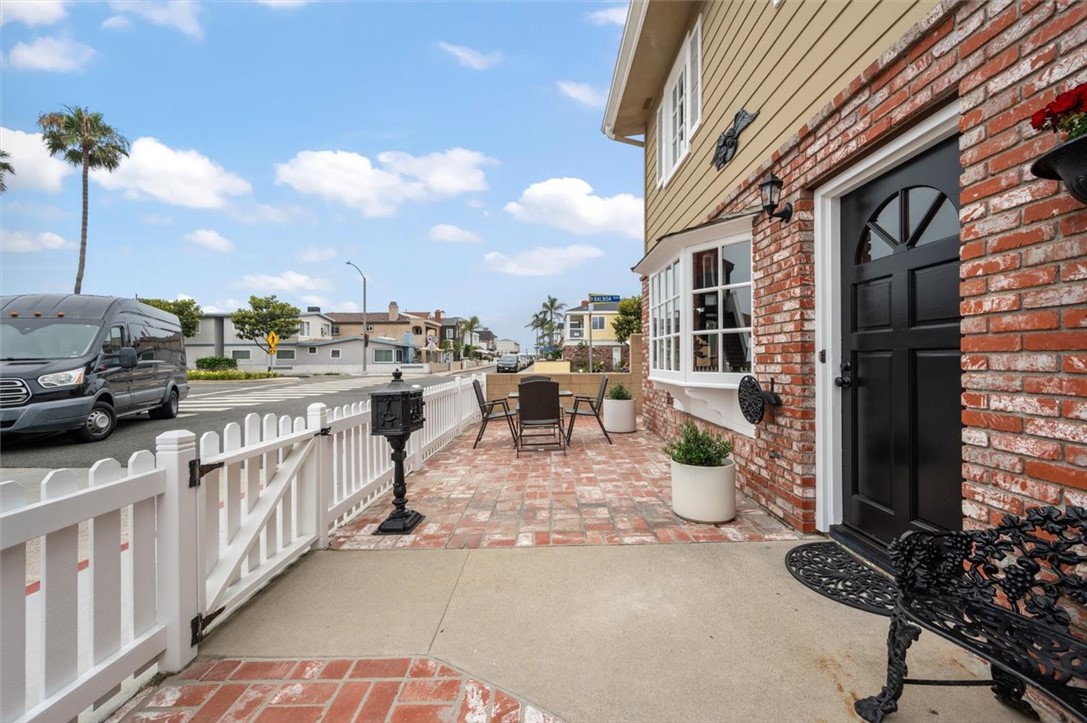 Image 3 for 205 40th St, Newport Beach, CA 92663