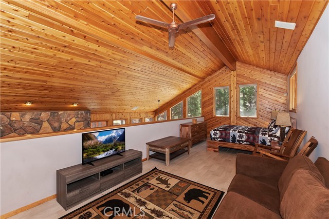Detail Gallery Image 21 of 50 For 733 Winterset Ct, Big Bear Lake,  CA 92315 - 3 Beds | 2/1 Baths