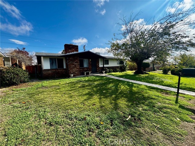 Detail Gallery Image 5 of 15 For 2901 Wenatchee, Bakersfield,  CA 93306 - 3 Beds | 2 Baths