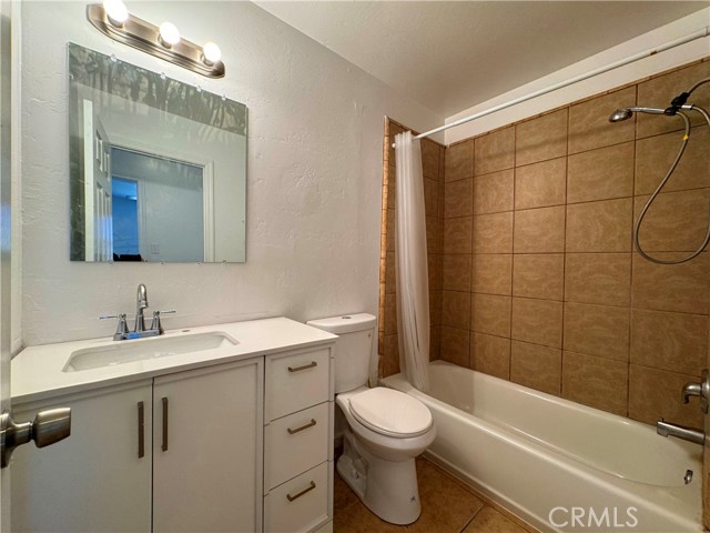 Detail Gallery Image 13 of 20 For 21016 Victor Way, California City,  CA 93505 - – Beds | – Baths