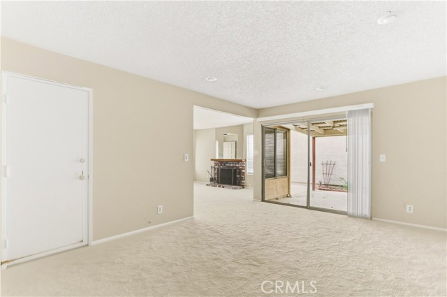 Detail Gallery Image 7 of 26 For 6348 Swallow, Ventura,  CA 93003 - 3 Beds | 2 Baths