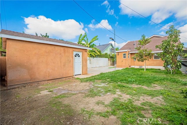 Detail Gallery Image 36 of 41 For 1330 W 48th St, Los Angeles,  CA 90037 - 4 Beds | 3/1 Baths