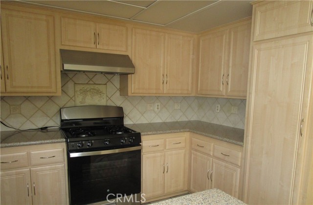 1321 W Cerritos Avenue, Anaheim CA: https://media.crmls.org/medias/8e9858b0-f249-4212-82c0-a0b4a263fe32.jpg