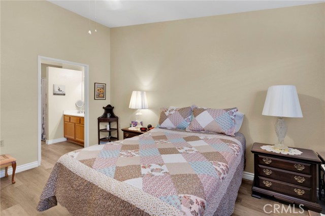 Detail Gallery Image 25 of 38 For 13032 Rainwood Ct, Victorville,  CA 92395 - 2 Beds | 2 Baths