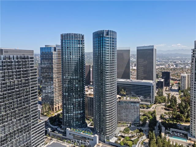 211 W Elm Court, Los Angeles CA: https://media.crmls.org/medias/8e98b5c8-7e05-4d45-b9cc-5538711c21ce.jpg