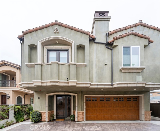 2224 Gates Avenue, Redondo Beach, California 90278, 4 Bedrooms Bedrooms, ,4 BathroomsBathrooms,Residential,For Sale,Gates,PV26076306