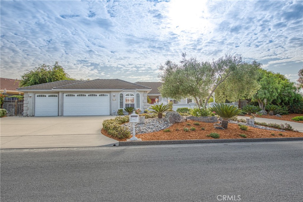 2650 Appaloosa Way Arroyo Grande, California 2650 Appaloosa Way