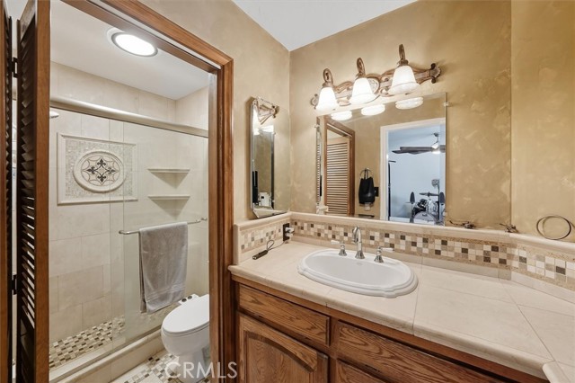 25112 De Wolfe Road, Newhall CA: https://media.crmls.org/medias/8e9956a5-bfda-4acf-b9bf-06988aa31286.jpg