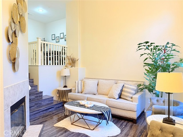 Detail Gallery Image 4 of 46 For 18 Kenilworth Ln #150,  Aliso Viejo,  CA 92656 - 3 Beds | 2/1 Baths