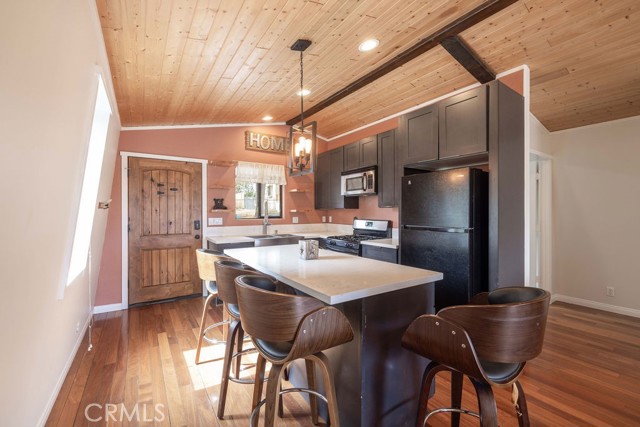 Detail Gallery Image 24 of 37 For 114 Winding, Big Bear City,  CA 92314 - 2 Beds | 1/1 Baths