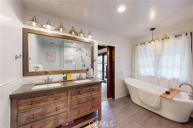 2289 Falcon Ridge Lane, Los Osos CA: https://media.crmls.org/medias/8e9bdf13-6d9b-4e1e-9337-a3b78b529a63.jpg