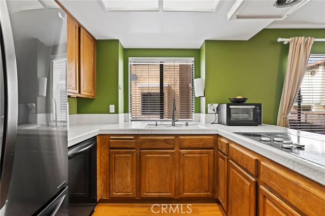 2512 Curtis Avenue, Redondo Beach, California 90278, 2 Bedrooms Bedrooms, ,2 BathroomsBathrooms,Residential,Sold,Curtis,SB23119395