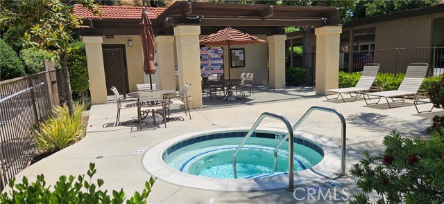 Detail Gallery Image 15 of 18 For 21218 Camelia #49,  Lake Forest,  CA 92630 - 1 Beds | 1 Baths