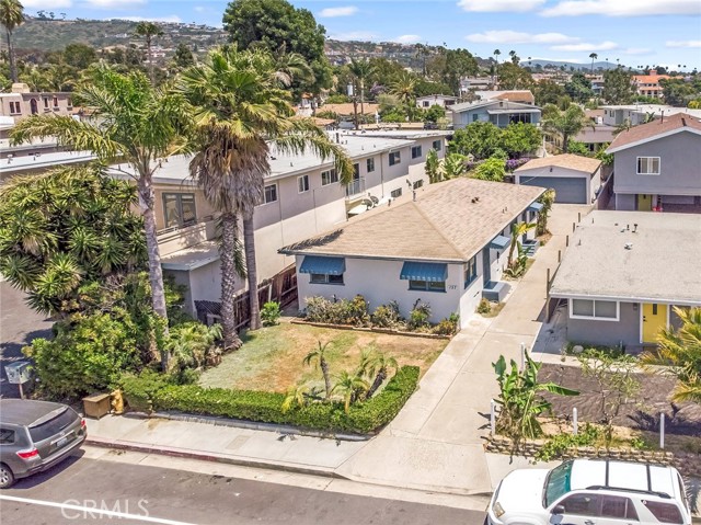 157 W Mariposa, San Clemente CA: https://media.crmls.org/medias/8e9dc71f-90f9-4c89-a534-b99be1cde677.jpg
