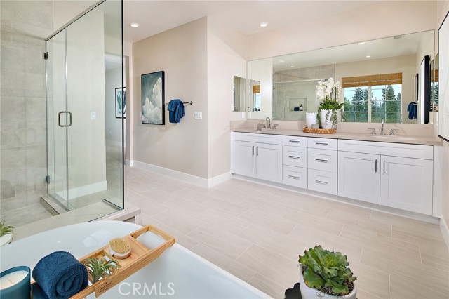 Detail Gallery Image 18 of 31 For 11515 Grovedale Dr, Whittier,  CA 90604 - 6 Beds | 4/1 Baths