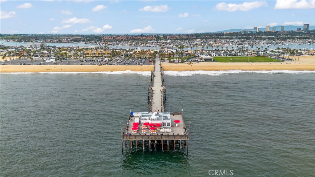 https://media.crmls.org/medias/8e9ea09d-d970-4824-b6a1-22fecdcac2e6.jpg?preset=X-Large