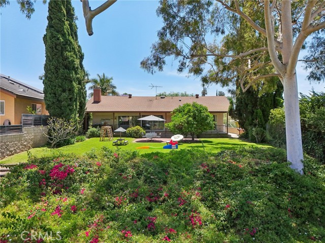 11525 Sunnybrook Lane, Whittier CA: https://media.crmls.org/medias/8e9ea8c0-226d-48ab-a4a5-df0a92ff4e55.jpg