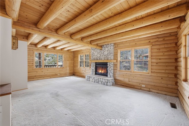 Detail Gallery Image 5 of 36 For 33052 Donner, Running Springs,  CA 92382 - 4 Beds | 2 Baths