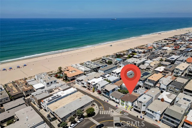 203 15th Street, Manhattan Beach, California 90266, ,Residential Income,For Sale,15th,SB25004839