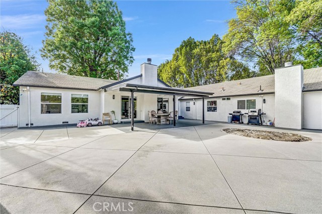 Detail Gallery Image 44 of 46 For 23245 Gonzales Dr, Woodland Hills,  CA 91367 - 5 Beds | 3 Baths