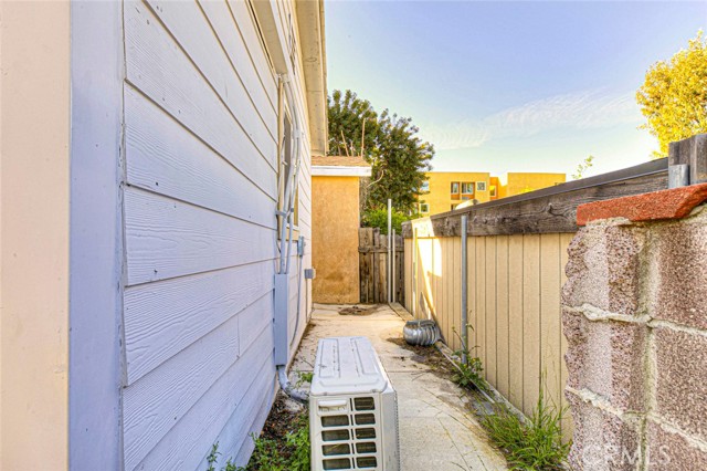 Detail Gallery Image 27 of 44 For 10535 Nassau, Sunland,  CA 91040 - 2 Beds | 2 Baths