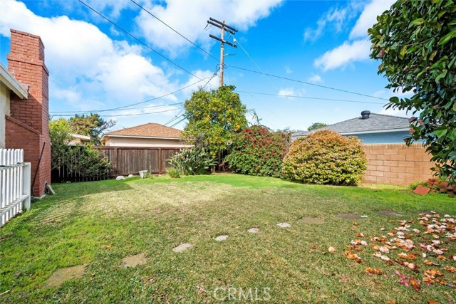 1246 Gertruda Avenue, Redondo Beach, California 90277, 3 Bedrooms Bedrooms, ,2 BathroomsBathrooms,Residential,Sold,Gertruda,CV24005661