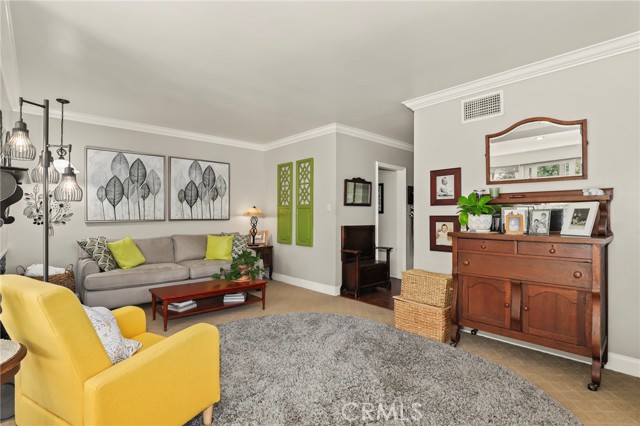 Detail Gallery Image 5 of 35 For 5640 E Deborah, Long Beach,  CA 90815 - 2 Beds | 2 Baths