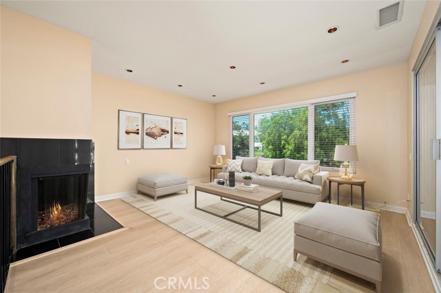 23392 Caminito Basilio, Laguna Hills CA: https://media.crmls.org/medias/8ea0e486-1613-4f7c-ba13-4226828df819.jpg