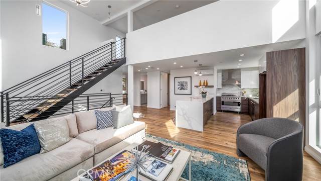 2306 Aviation Boulevard, Redondo Beach, California 90278, 4 Bedrooms Bedrooms, ,5 BathroomsBathrooms,Residential,Sold,Aviation,PV21199795