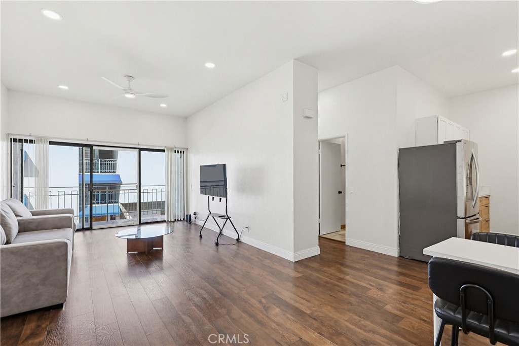 8328 Regents Road - photo 4