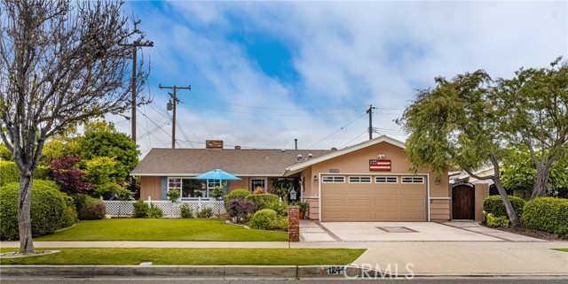 Detail Gallery Image 1 of 32 For 1244 E Culver, Orange,  CA 92866 - 3 Beds | 2 Baths