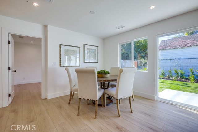 Detail Gallery Image 7 of 14 For 3312 W Brady Ave #B,  Anaheim,  CA 92804 - 3 Beds | 2 Baths