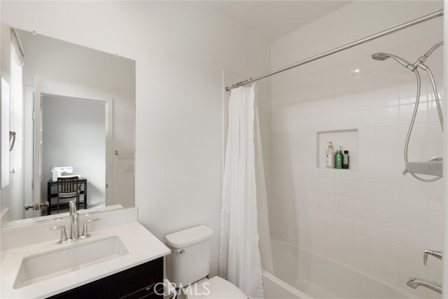 Detail Gallery Image 27 of 34 For 7705 Sage Dr, Pico Rivera,  CA 90660 - 2 Beds | 3 Baths