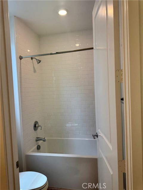 Detail Gallery Image 10 of 18 For 182 Proctor, Irvine,  CA 92618 - 3 Beds | 2 Baths