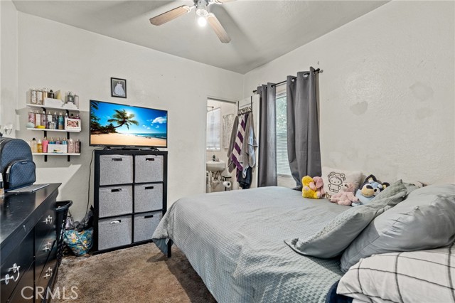 608 E Main Street, Santa Paula CA: https://media.crmls.org/medias/8ea6bef9-17e2-4dff-9e59-52b2b2df127b.jpg
