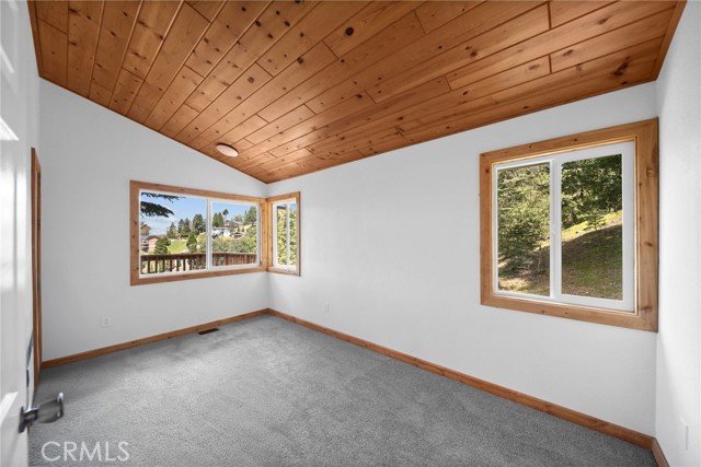 781 Arbula Drive, Crestline CA: https://media.crmls.org/medias/8ea74e46-2746-4684-9012-af4264c67012.jpg