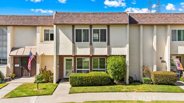 Detail Gallery Image 29 of 42 For 9736 Monte Carlo Cir, Huntington Beach,  CA 92646 - 4 Beds | 2/1 Baths
