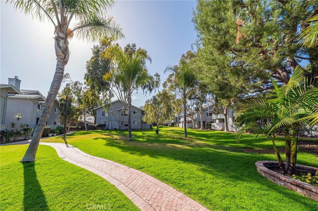 MLS #OC25239803 image #28