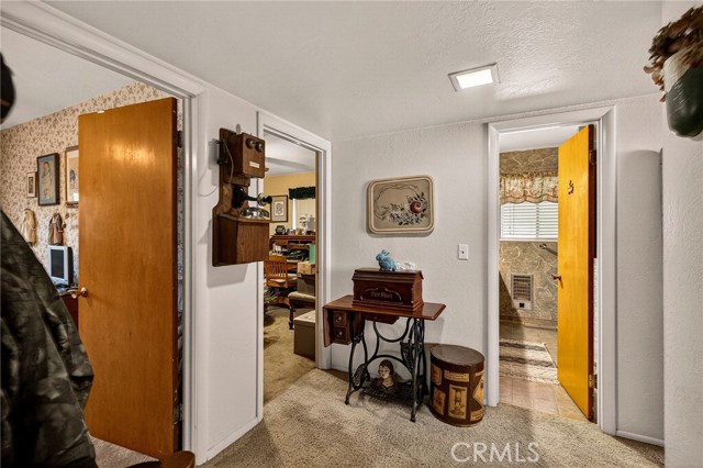 7012 State Hwy 32, Orland CA: https://media.crmls.org/medias/8ea77c90-369a-4a53-b5c3-5ad39b765963.jpg