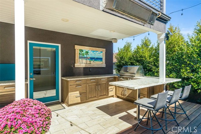 732 36th Street, Manhattan Beach, California 90266, 4 Bedrooms Bedrooms, ,3 BathroomsBathrooms,Residential,Sold,36th,SB21235456