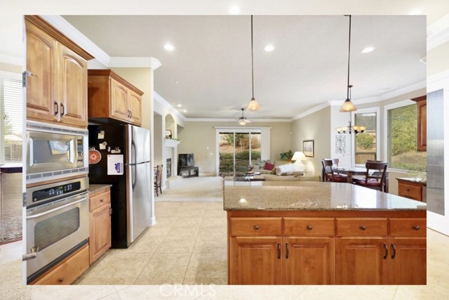 Detail Gallery Image 3 of 41 For 3600 Laver Ct, Redding,  CA 96002 - 4 Beds | 2/1 Baths