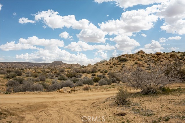 Detail Gallery Image 13 of 21 For 4444 Sagebrush, Pioneertown,  CA 92268 - – Beds | – Baths