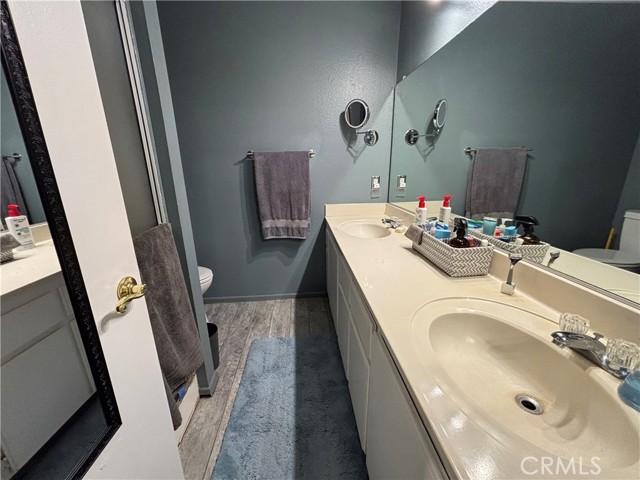 15957 Randall Avenue, Fontana CA: https://media.crmls.org/medias/8ea874eb-0be3-4b7d-aa52-272daef92aef.jpg