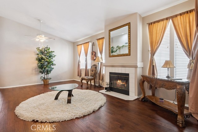 Detail Gallery Image 2 of 22 For 27800 Blaze Ln, Menifee,  CA 92585 - 3 Beds | 2/1 Baths