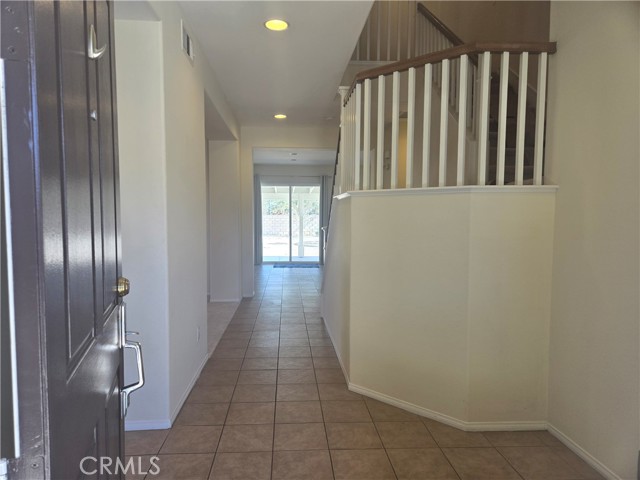 Detail Gallery Image 4 of 20 For 42610 Meridian Way, Lancaster,  CA 93536 - 5 Beds | 3 Baths