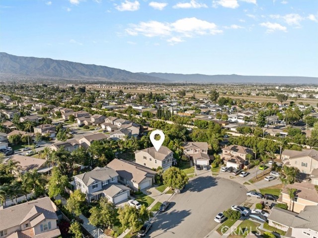 11868 Bunker Hill Drive, Rancho Cucamonga CA: https://media.crmls.org/medias/8ea98bf4-2339-49bc-aef3-35a65f2224b1.jpg
