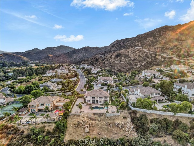 Detail Gallery Image 5 of 63 For 11806 Peak Rd, Chatsworth,  CA 91311 - 5 Beds | 6 Baths