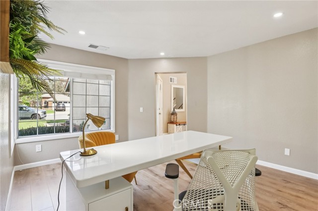 Detail Gallery Image 13 of 28 For 15413 Oak Grove Ct, Chino Hills,  CA 91709 - 3 Beds | 2/1 Baths