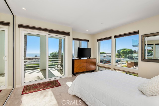 Detail Gallery Image 28 of 40 For 818 Hillcrest Dr, Laguna Beach,  CA 92651 - 4 Beds | 3/1 Baths